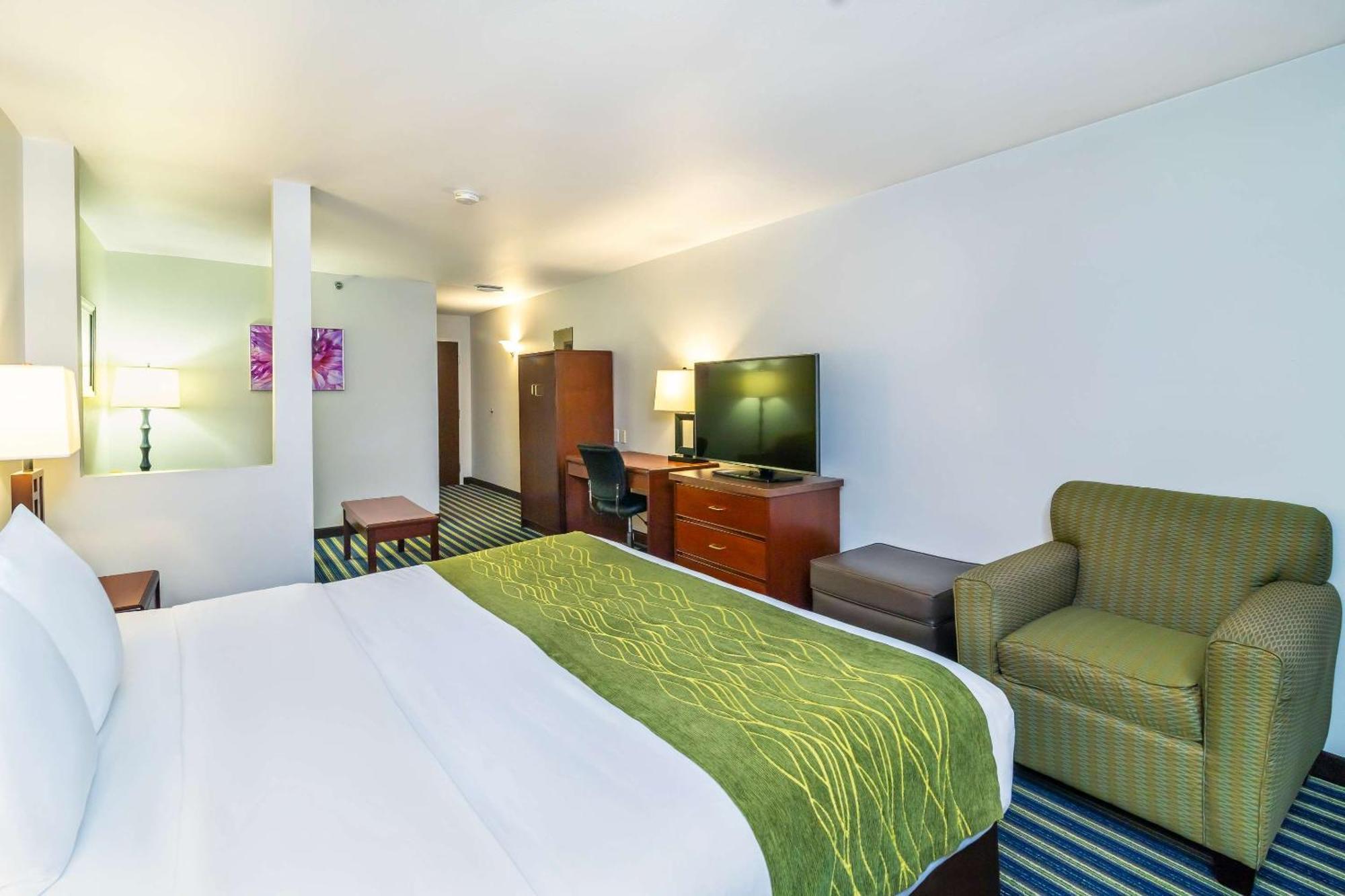 Comfort Inn & Suites Мус-Джо Экстерьер фото
