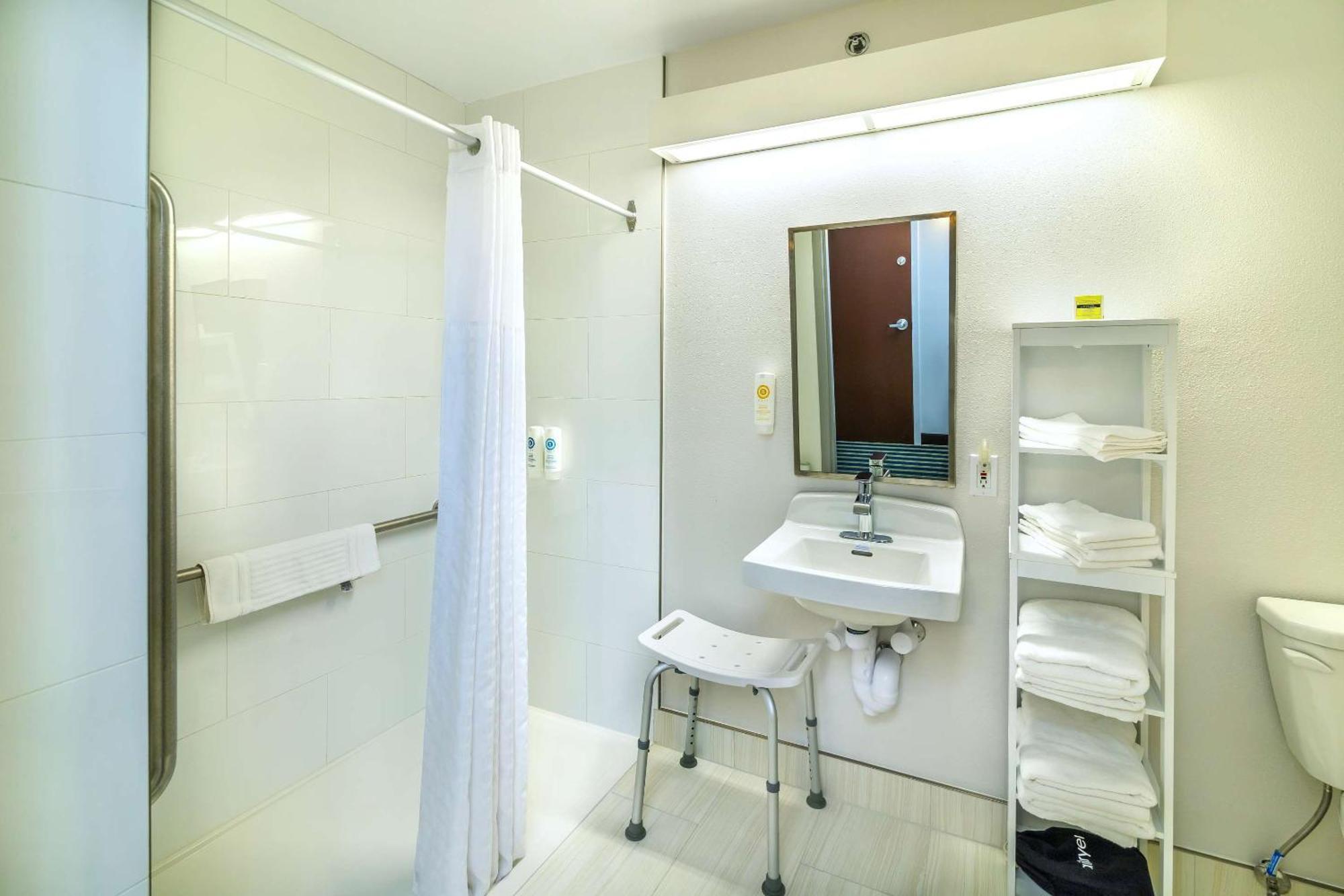 Comfort Inn & Suites Мус-Джо Экстерьер фото